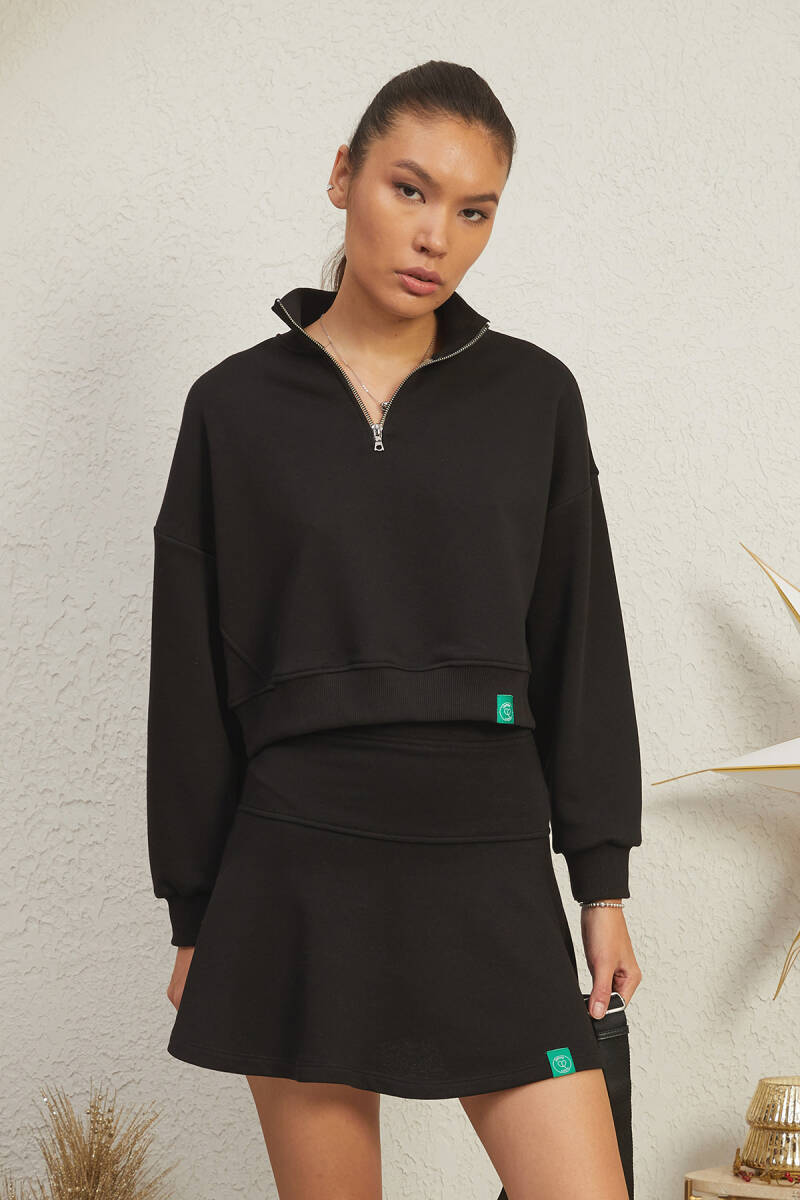 FERMUARLI DİK YAKA KISA SWEATSHIRT - 14