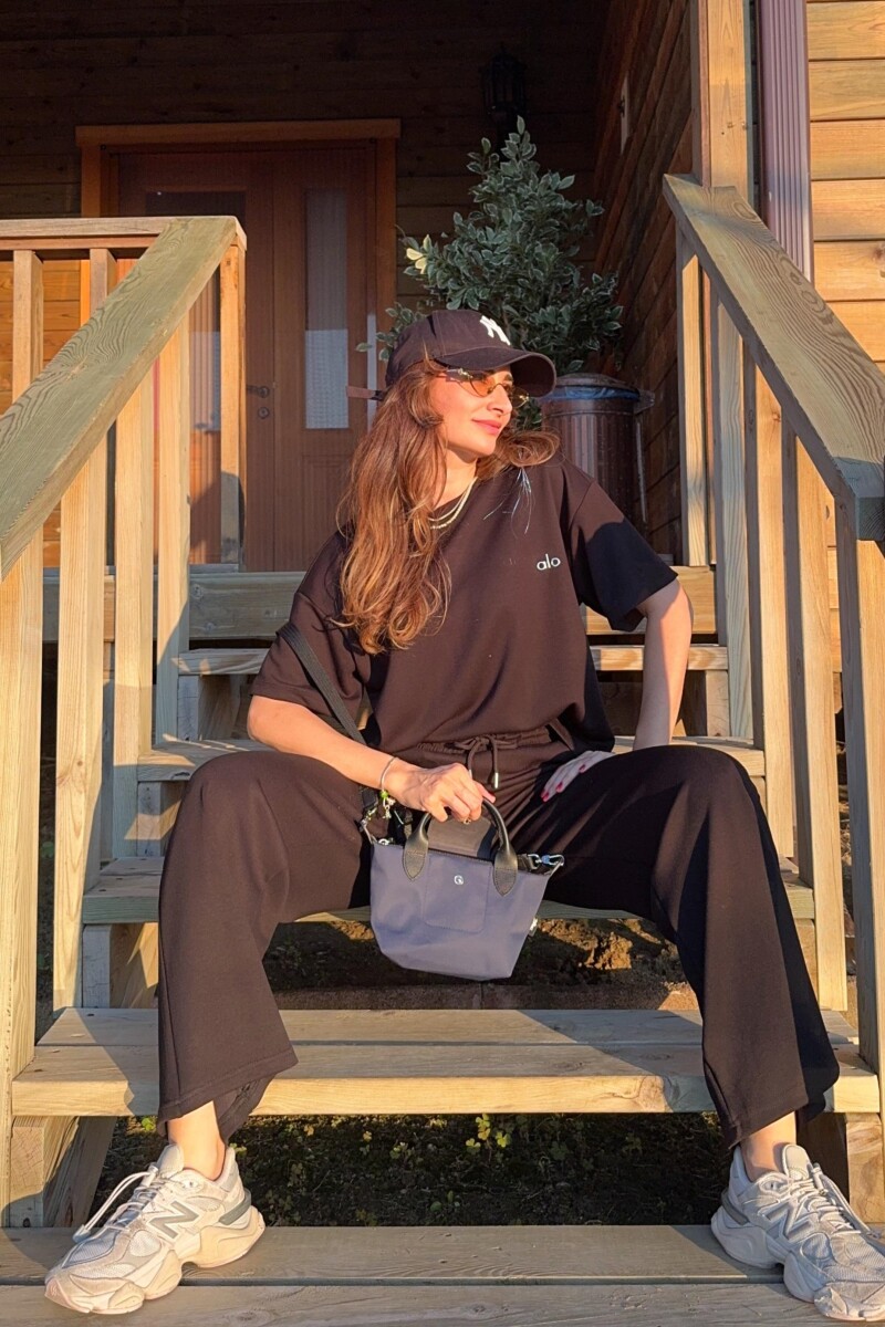 YAZI BASKILI MODAL EŞOFMAN TAKIMI - Clothing Palette